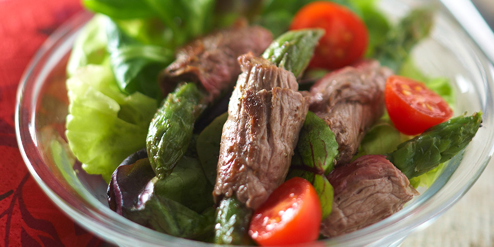 Les salades composées à la viande, équilibre et gourmandise au menu