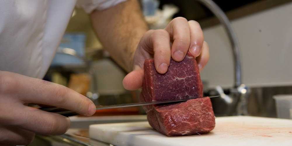 Comment enlever le gras de la viande hachée?