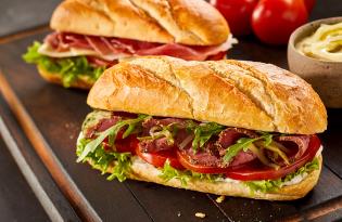 Les sandwichs à la viande, la gourmandise au coin de la rue