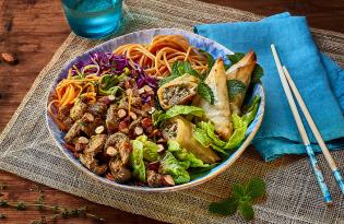 Bo bun d’agneau aux épices orientales Bo bun d’agneau aux épices orientales