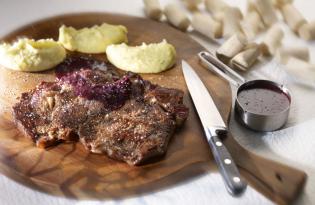 Entrecôte marchand de vin, purée de Rattes Entrecôte marchand de vin, purée de Rattes