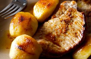 Recette d'Escalopes de veau au cidre, pommes caramélisées au beurre Recette d'Escalopes de veau au cidre, pommes caramélisées au beurre