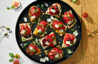 Tartines de carpaccio de bœuf aux figues Tartines de carpaccio de bœuf aux figues