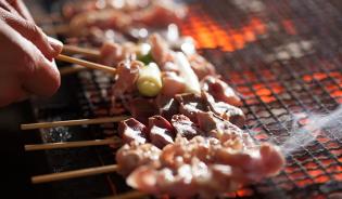 Japon - Les Yakitoris, la convivialité des brochettes japonaises