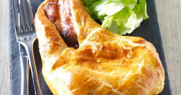 Roti De Veau En Croute Veau Rôti Moutarde Feuilletée Oignons Croûte 19 Recette de Rôti de veau en croûte de pizza
