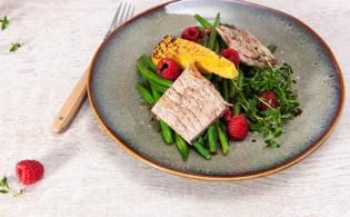 Escalope de veau, polenta et haricots verts à la framboise