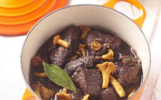 Bœuf bourguignon aux girolles