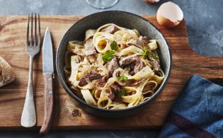 Carbonara de viande chevaline façon bistrot