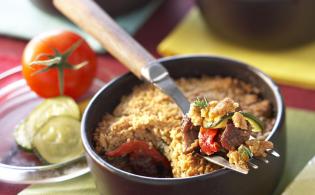 Tapas d'agneau et de tomates confites façon crumble