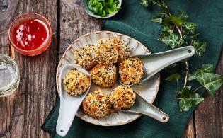 Croquettes de blanquette coco-sésame