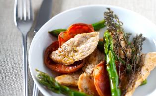 Emincé de veau aux asperges et chorizo