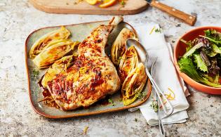 Épaule de chevreau rôtie aux oranges et endives braisées