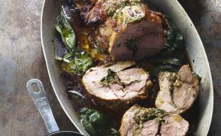 Recette d'Epaule d’agneau au four roulée au pesto