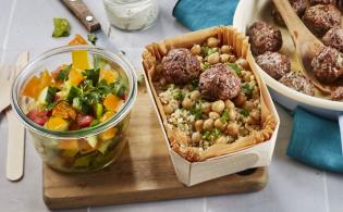 Keftas de bœuf, boulghour, pois chiches, sauce au citron confit