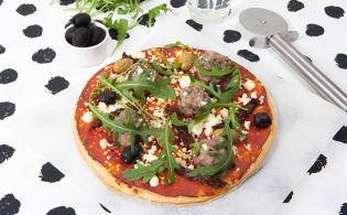 Pizza au veau, roquette et feta
