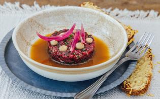 Tartare de bœuf façon soupe à l'oignon