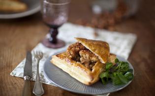 Recette de Vol au vent de ris de veau pané aux noisettes et girolles