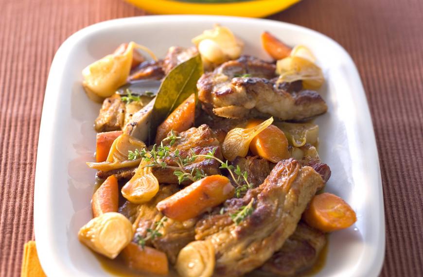 Aillade de veau au vin blanc