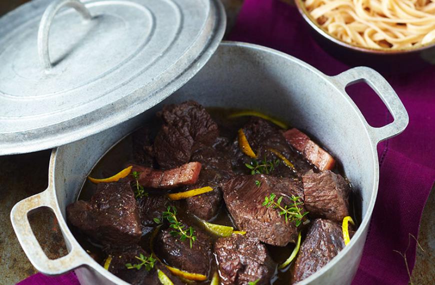 Bourguignon de bœuf bio aux zestes d’agrumes Bourguignon de bœuf bio aux zestes d’agrumes