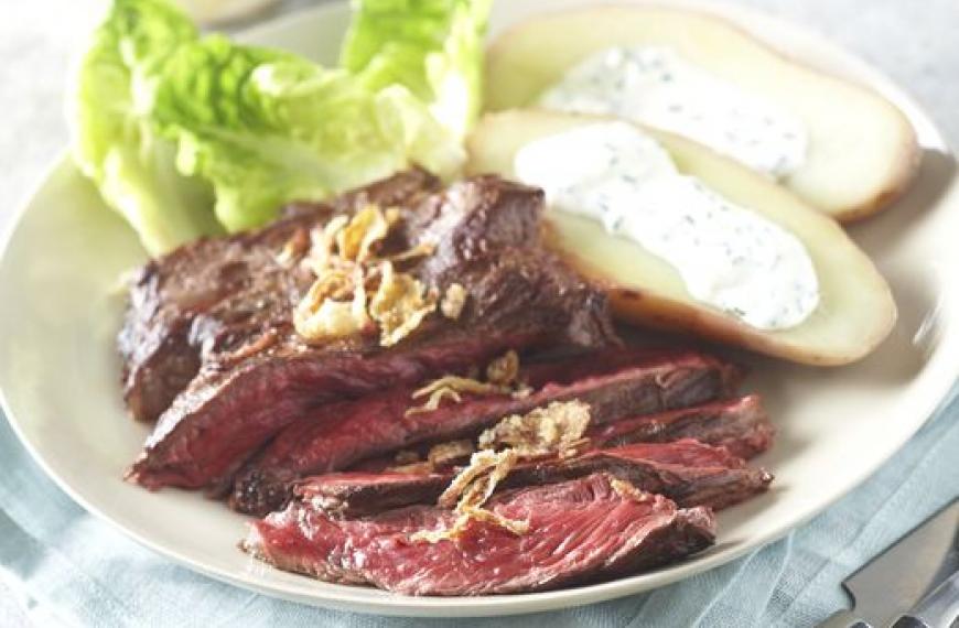 Bavette poêlée, sauce Chavignol Bavette poêlée, sauce Chavignol