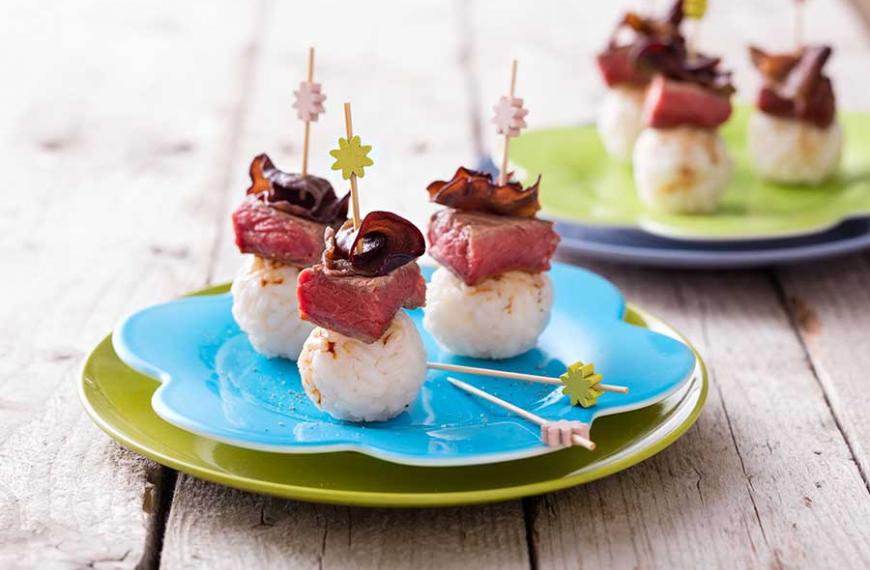 Bonbons de riz au bœuf et aux champignons exotiques