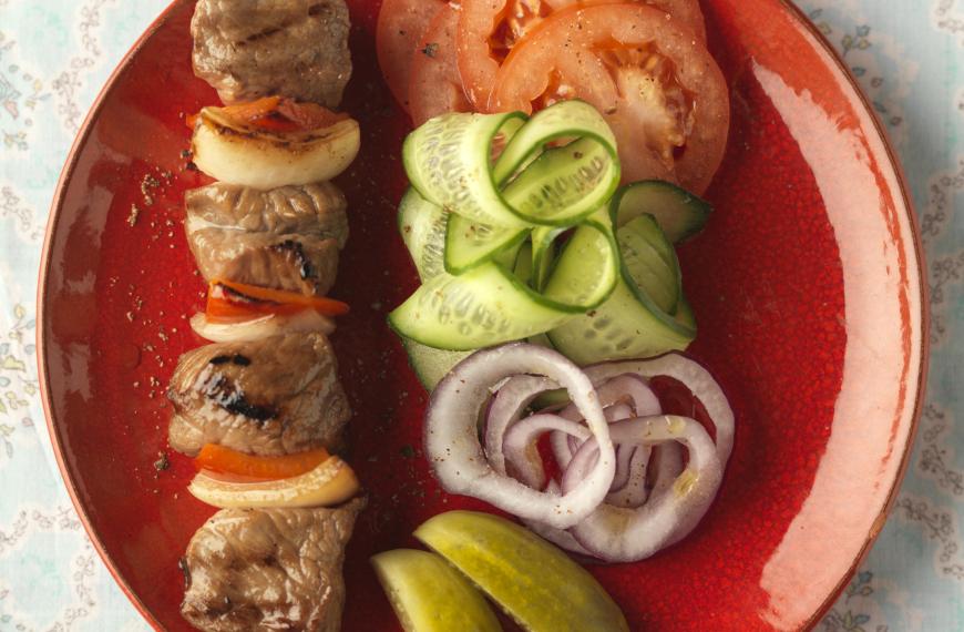 Brochettes d’agneau à la russe Brochettes d’agneau à la russe