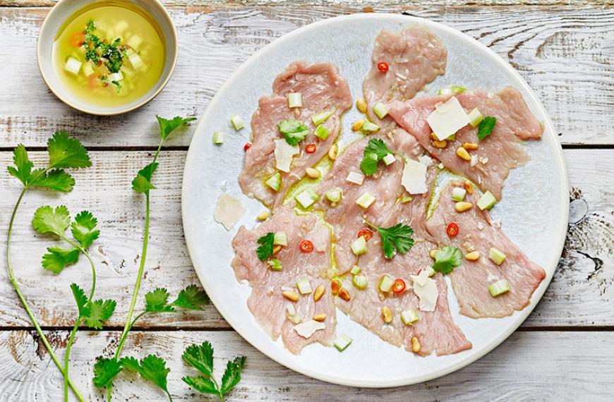 Carpaccio de filet de veau épicé à la coriandre Carpaccio de filet de veau épicé à la coriandre