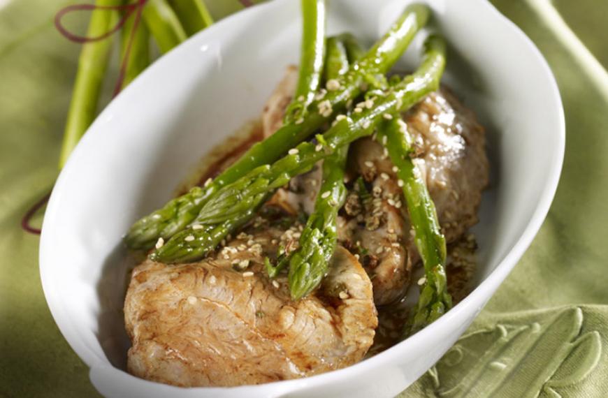 Escalope de veau aux asperges vertes et soja