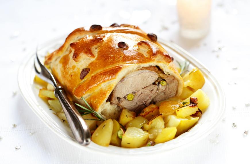 Recette de Filet d'agneau farci en croûte de pain Recette de Filet d'agneau farci en croûte de pain