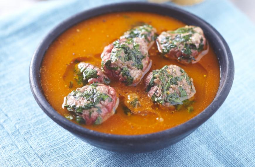Gaspacho et boulettes de bœuf au basilic Gaspacho et boulettes de bœuf au basilic