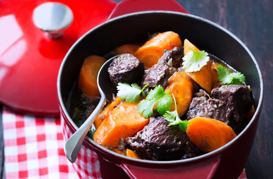 Joue de bœuf-carottes au gingembre et à la coriandre Joue de bœuf-carottes au gingembre et à la coriandre