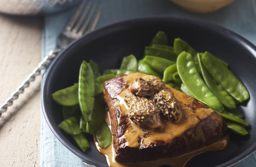 Pavés de rumsteck à la crème de morilles