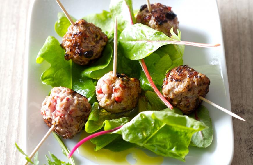 Bouchées de veau aux baies rose et raisins secs