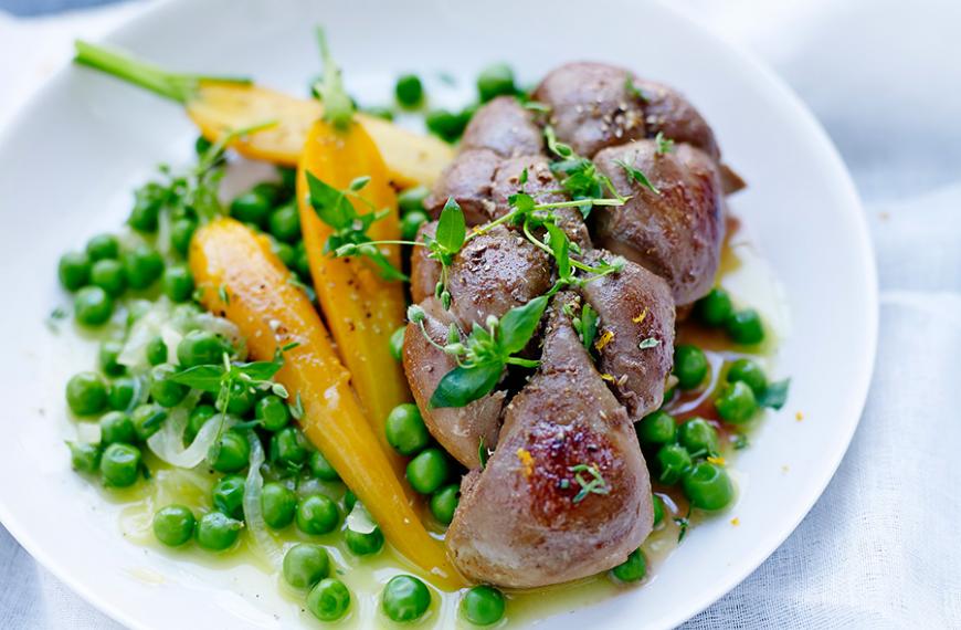 Rognons de veau aux petits pois, carottes et orange Rognons de veau aux petits pois, carottes et orange