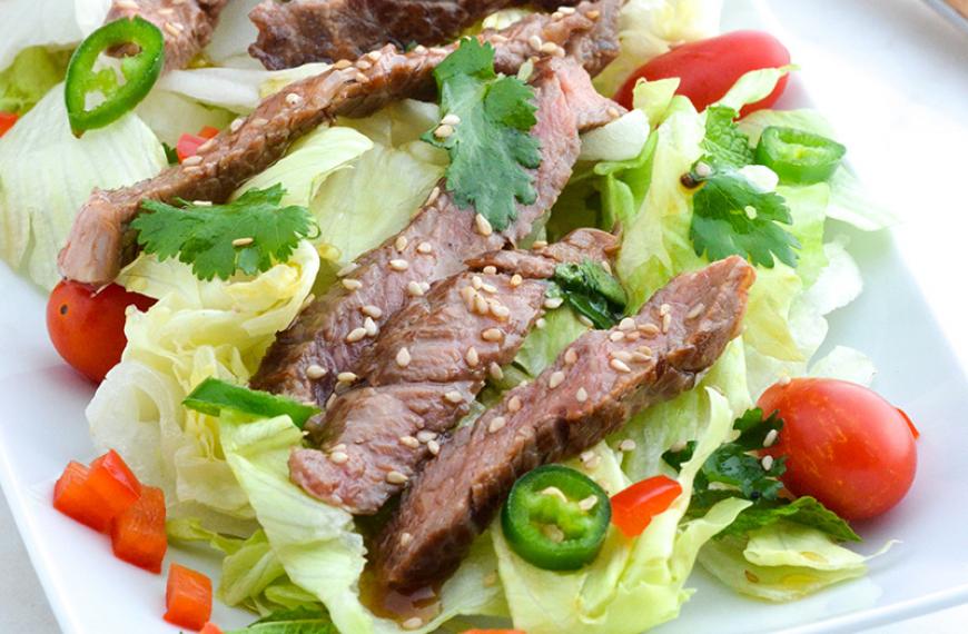 Salade asiatique de bœuf Salade asiatique de bœuf
