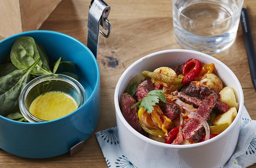 Sauté de viande chevaline au paprika fumé, poivrons, pommes de terre grenaille