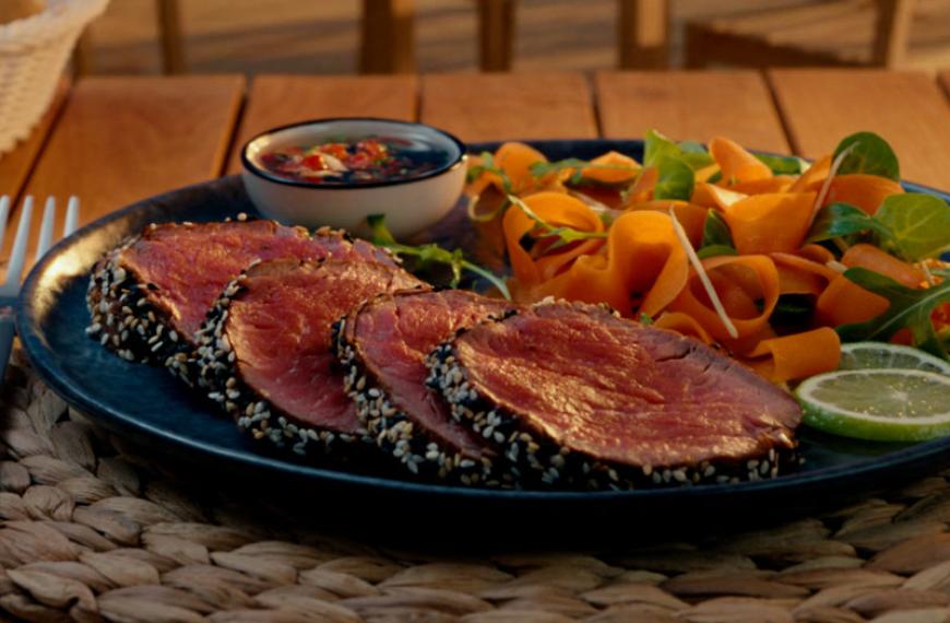 Tataki de bœuf au sésame