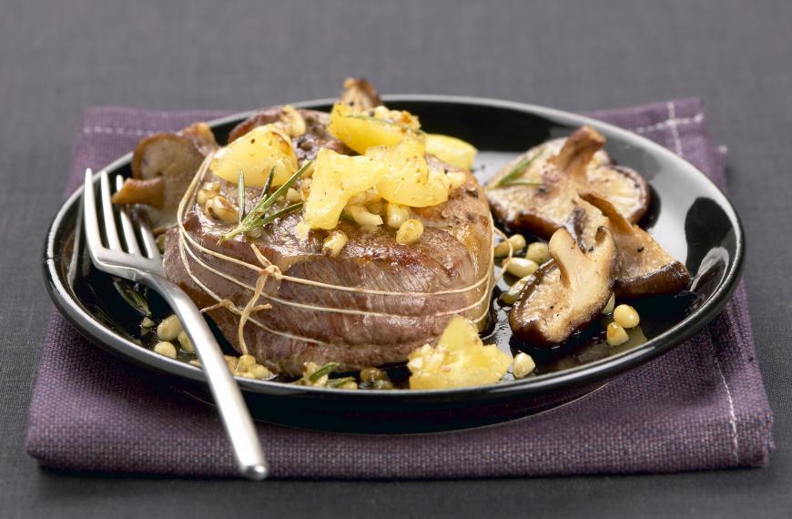 Pavé de gigot au citron confit et aux pignons Pavé de gigot au citron confit et aux pignons